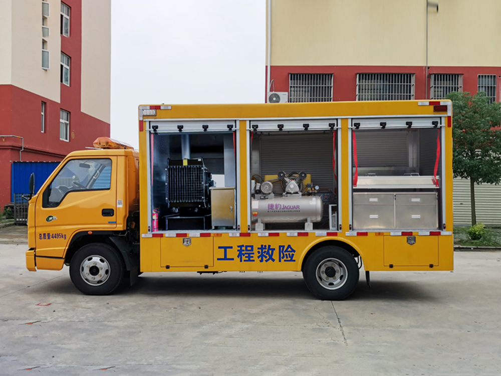 江鈴工程救險車【1000-2000m3/h】
