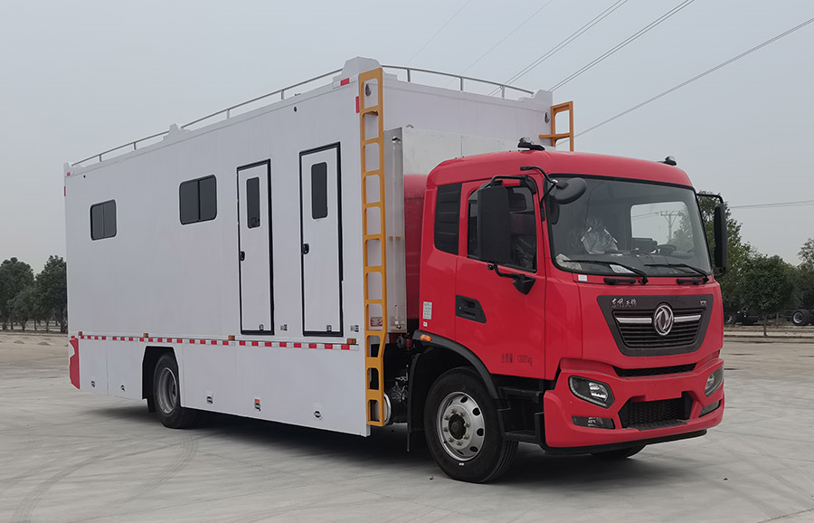 東風(fēng)天錦7蹲位環(huán)保廁所車(chē)