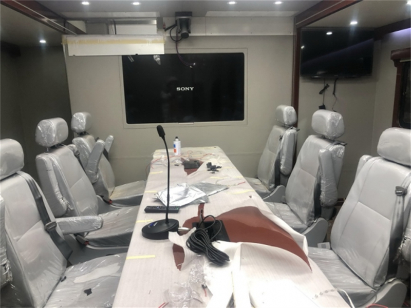 奔馳Arocs 3345 通訊指揮車(chē)