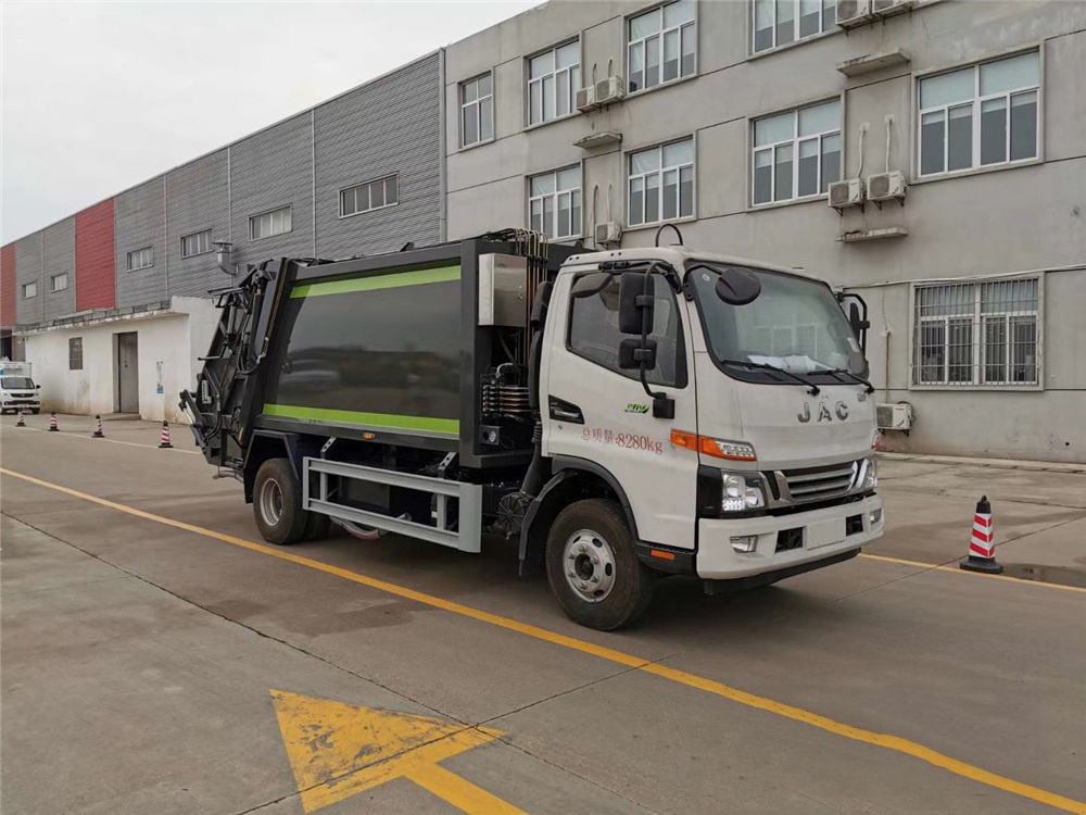 國(guó)六8立方江淮V7 壓縮垃圾車(chē)